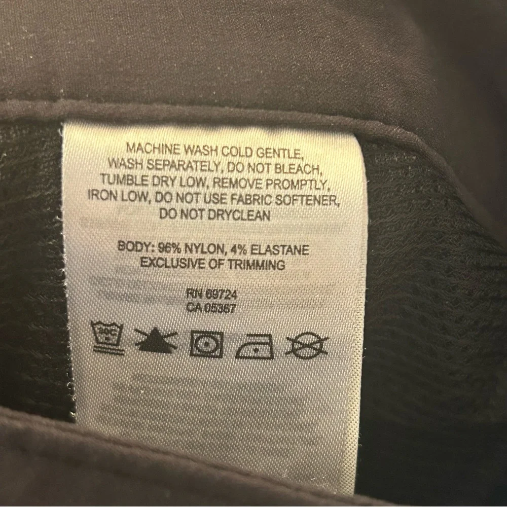 Columbia Omni-Shield Women’s Black Capri Pants Size 12 - Picture 3 of 8